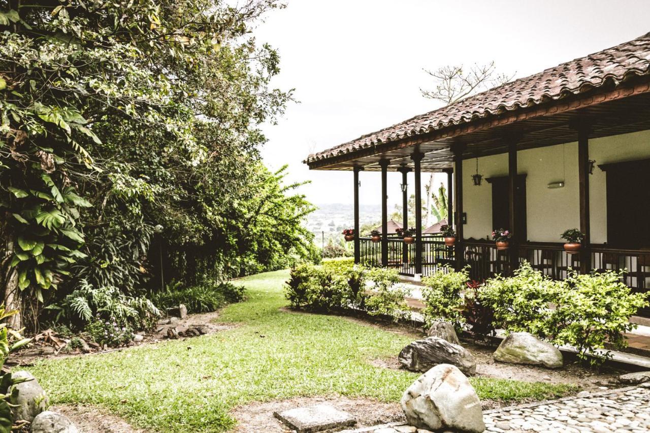 Hotel Delirio Campestre モンテネグロ エクステリア 写真