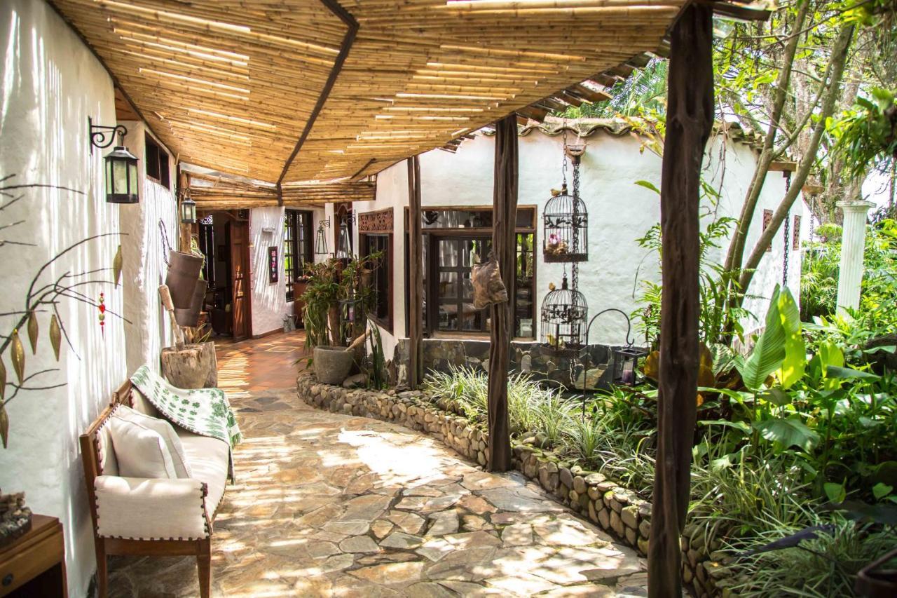 Hotel Delirio Campestre モンテネグロ エクステリア 写真