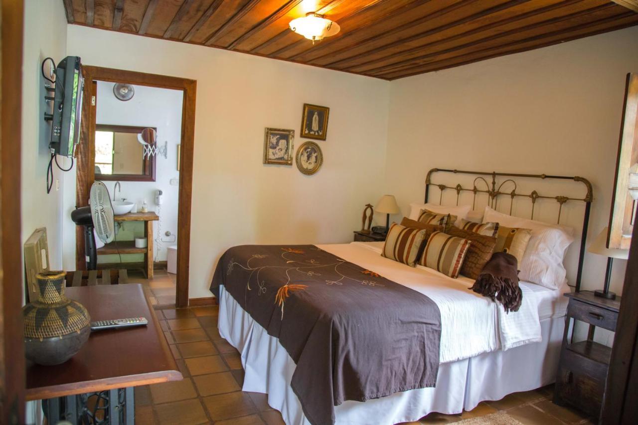 Hotel Delirio Campestre モンテネグロ エクステリア 写真