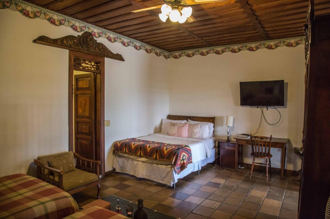Hotel Delirio Campestre モンテネグロ エクステリア 写真